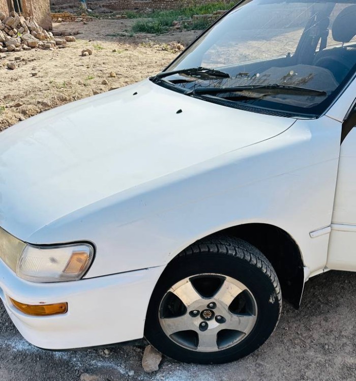 Toyota Corolla 1993 photo 2