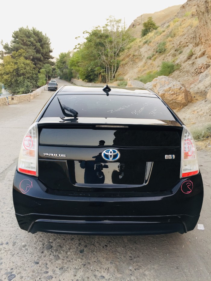 Toyota Prius 2011 photo 2