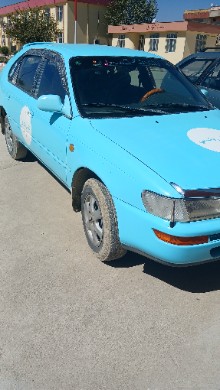 تویوتا کرولا 1995