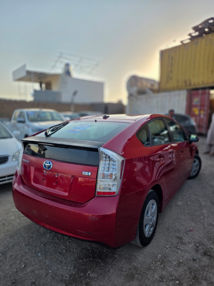 Toyota Prius 2010 photo 2